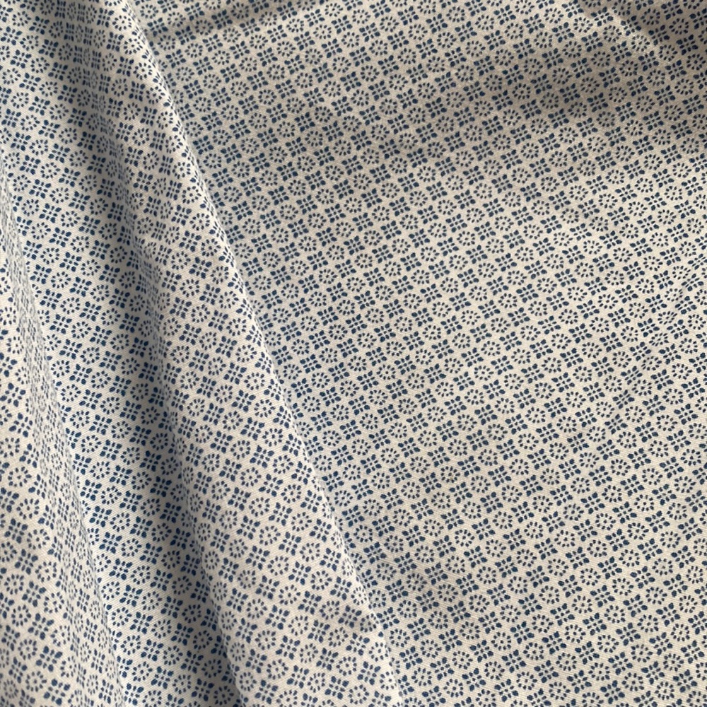 Blue/white Diamond Patterned Button Down - Picture 2 of 3